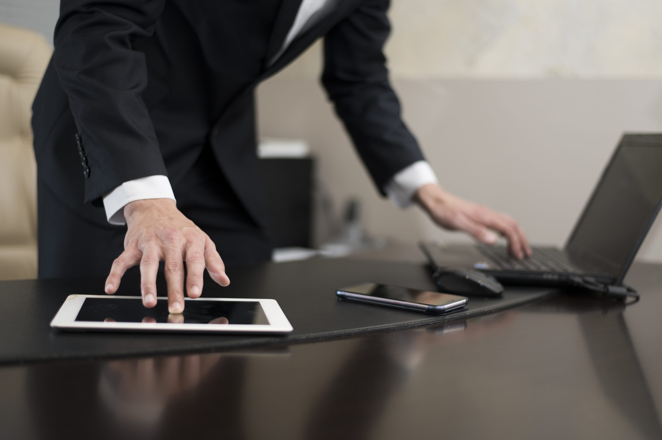 , Management and Logistics Services Geneva, Oppium Company